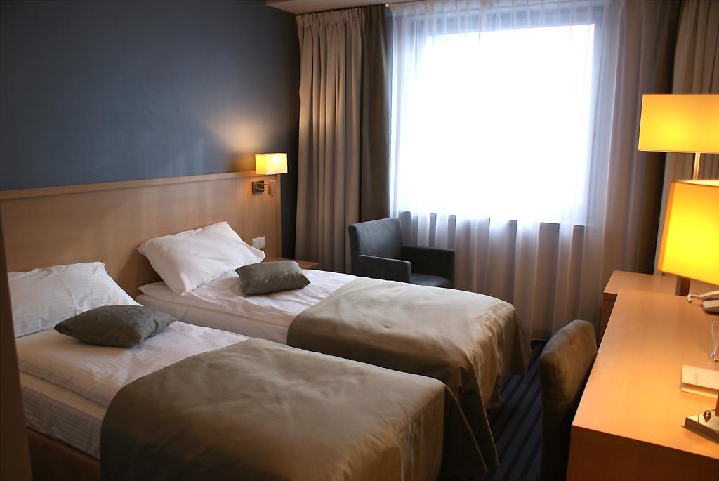 Hotel Lazur Spa & Conference Kaliszki Szoba fotó