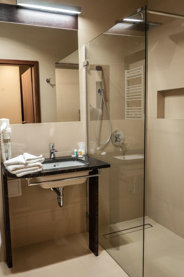 Hotel Lazur Spa & Conference Kaliszki Kültér fotó